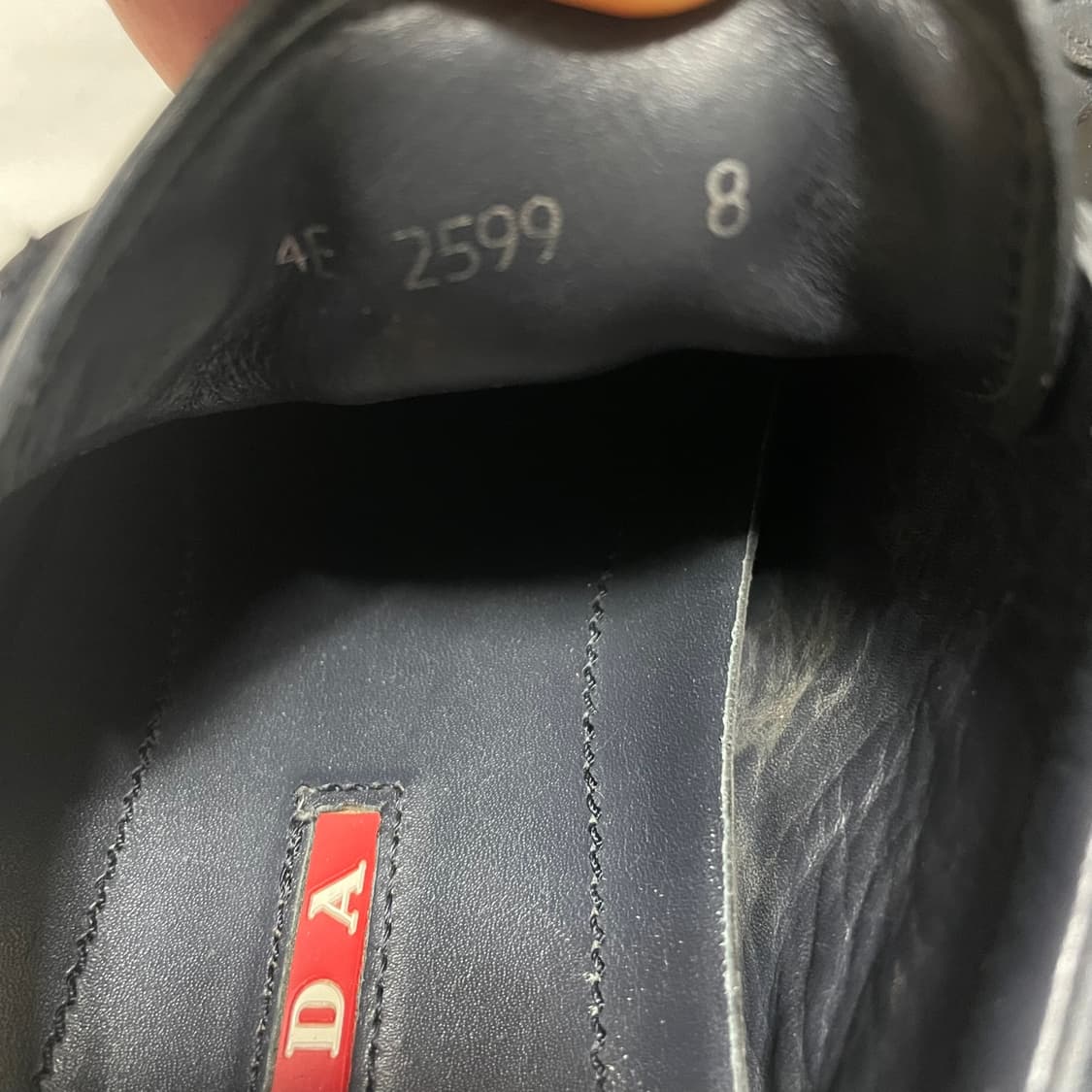 275~280) 프라다 레더 사이드 로고 스니커즈 상품이미지6