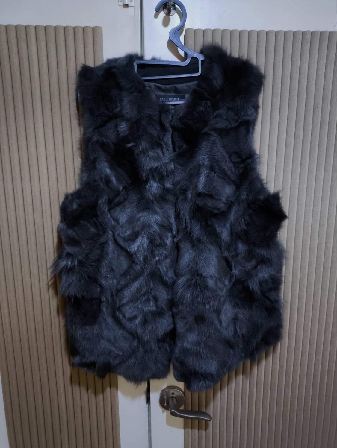 88 대동모피 천연모피 여우털 조끼 상품이미지1