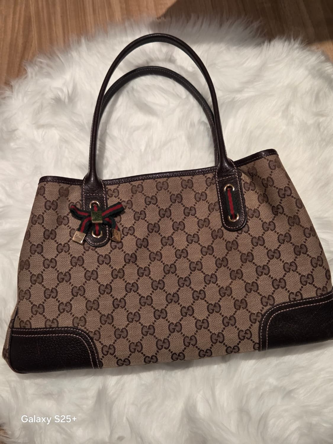 구찌 GG 로고 캔버스 자카드 토트백 상품이미지1