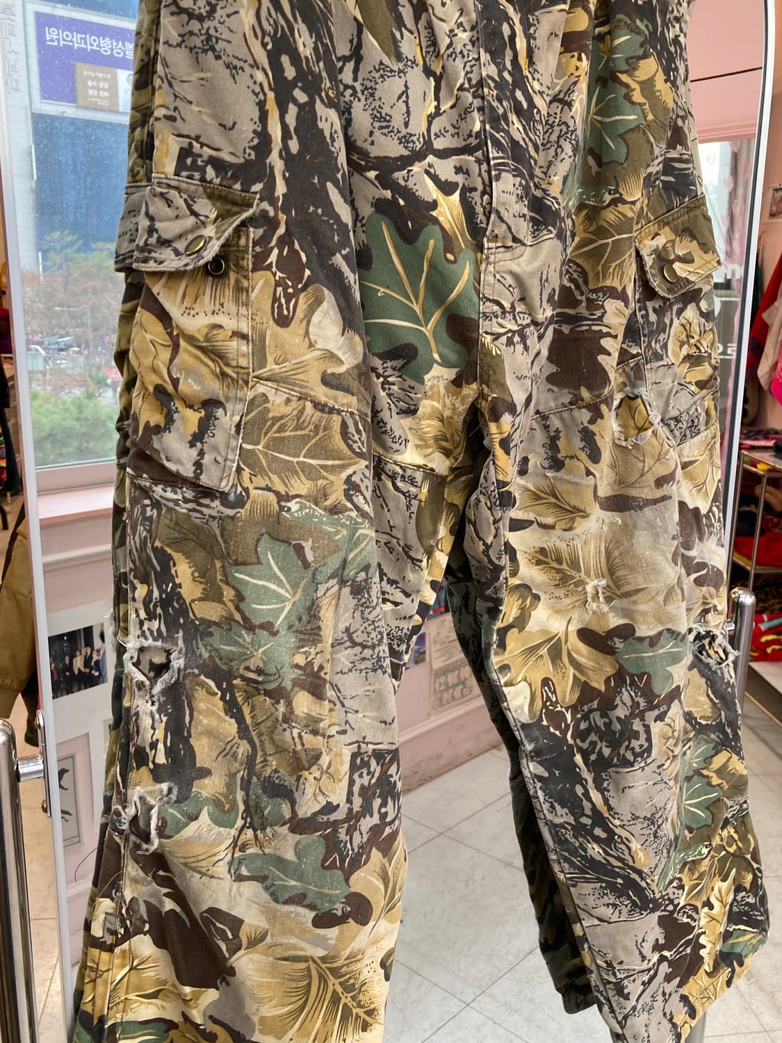 빈티지 패턴 카고 팬츠 상품이미지3