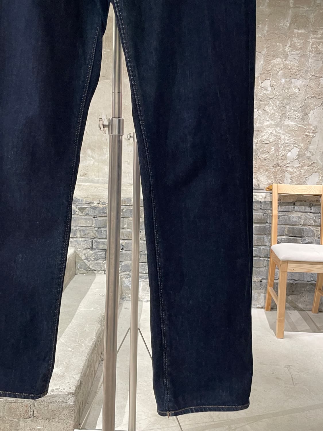 프라다 진청 이지 핏 버튼 플라이 데님 팬츠 상품이미지5