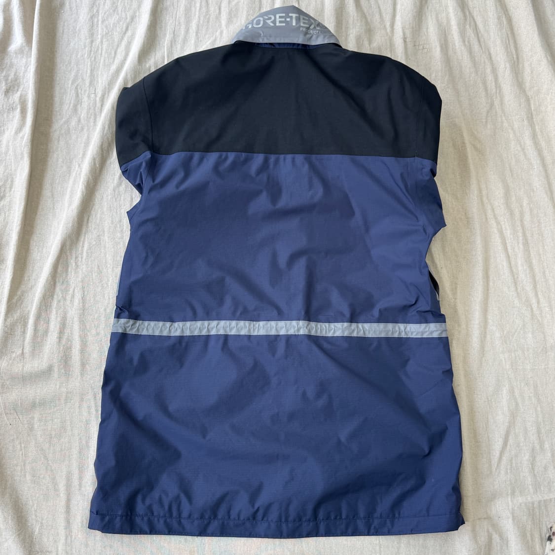 디스이즈네버댓 고어텍스 배색 바람막이 L(105) 상품이미지6