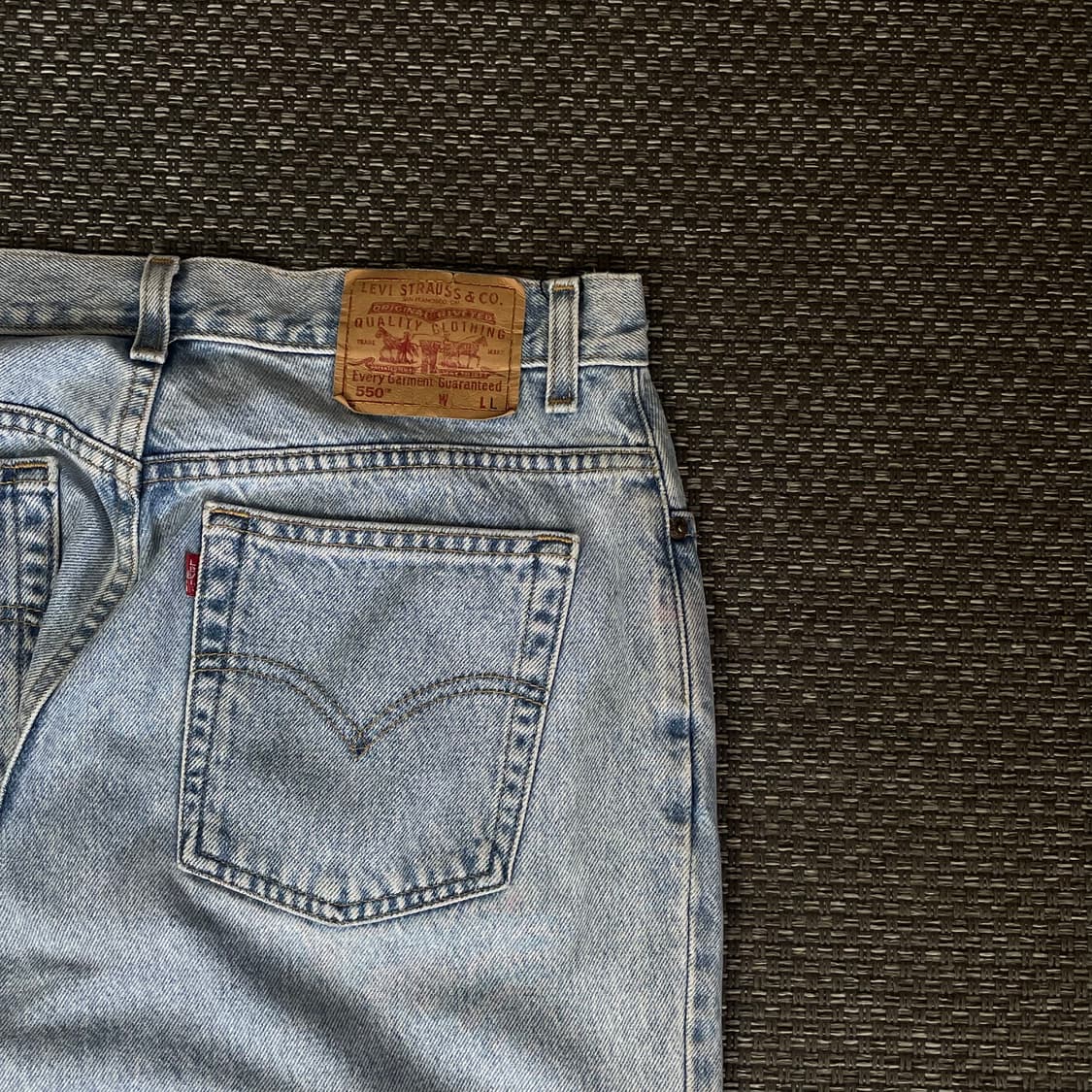 (30) 리바이스 550 릴랙스핏 연청 데님팬츠 상품이미지5