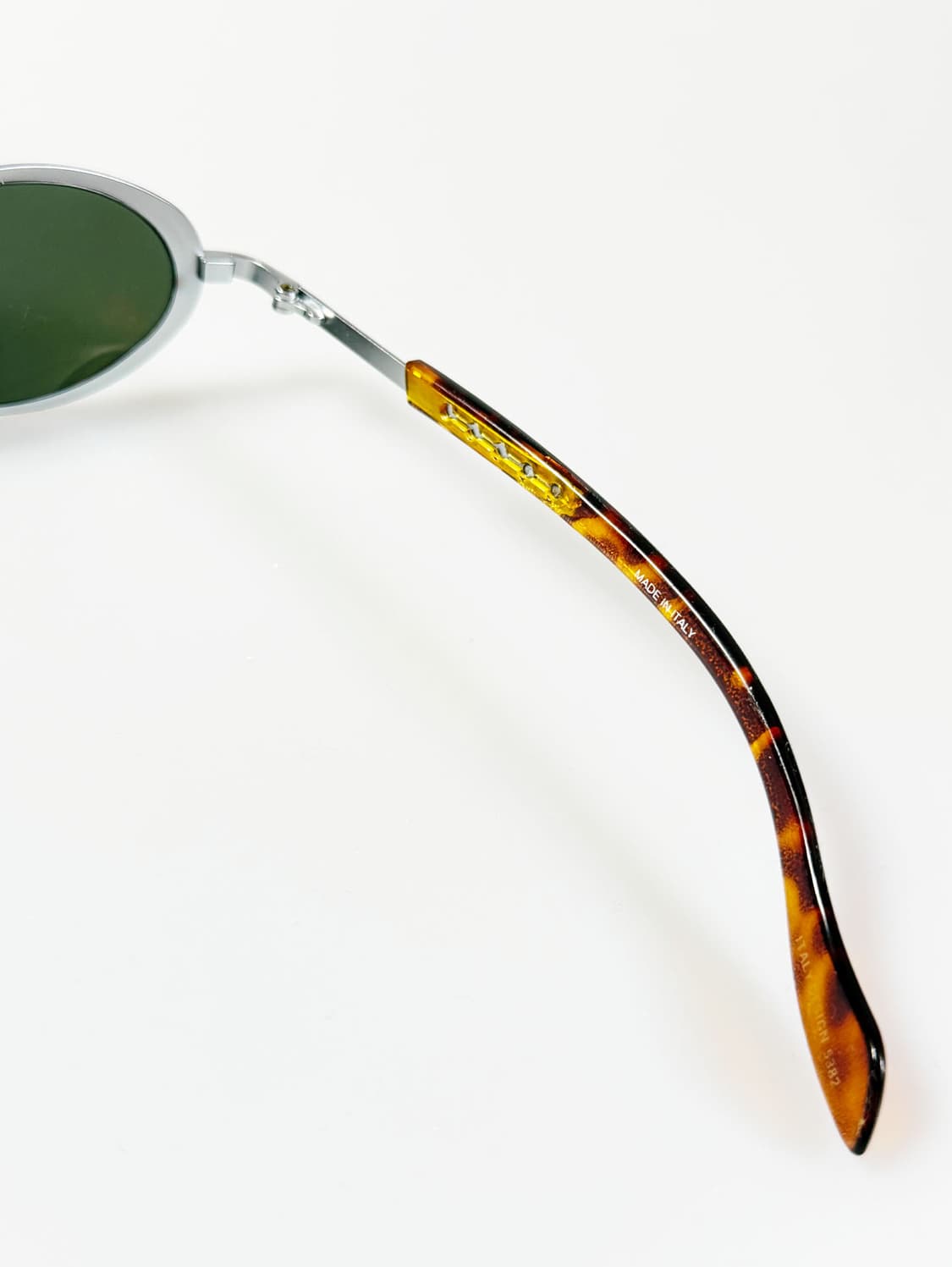 90s VORTEX 실버 슬림 오벌 메탈 빈티지 선글라스 상품이미지6