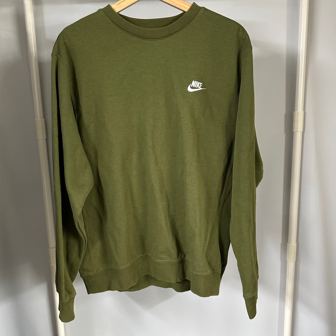 나이키 맨투맨 상품이미지1