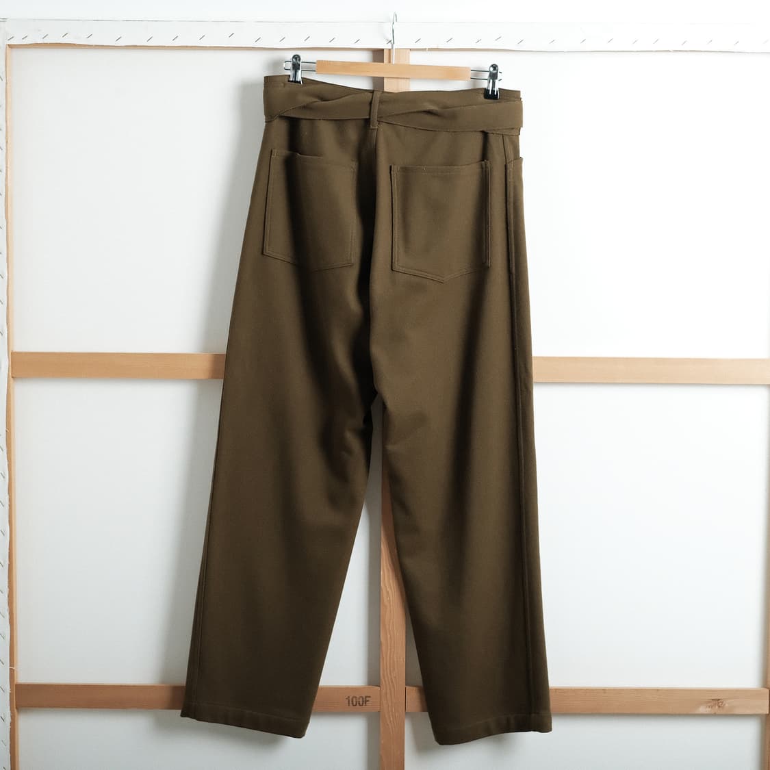 Comoli 코모리 울 벨티드 팬츠 카키 1(29-31)사이즈 상품이미지5