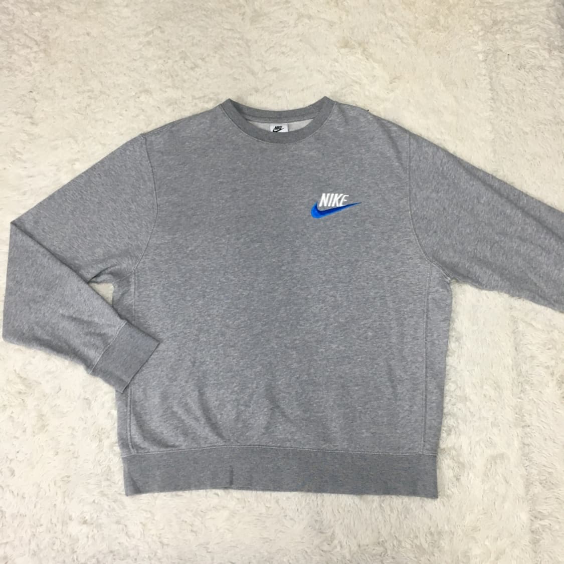 나이키 스몰로고 맨투맨 CC15 상품이미지1