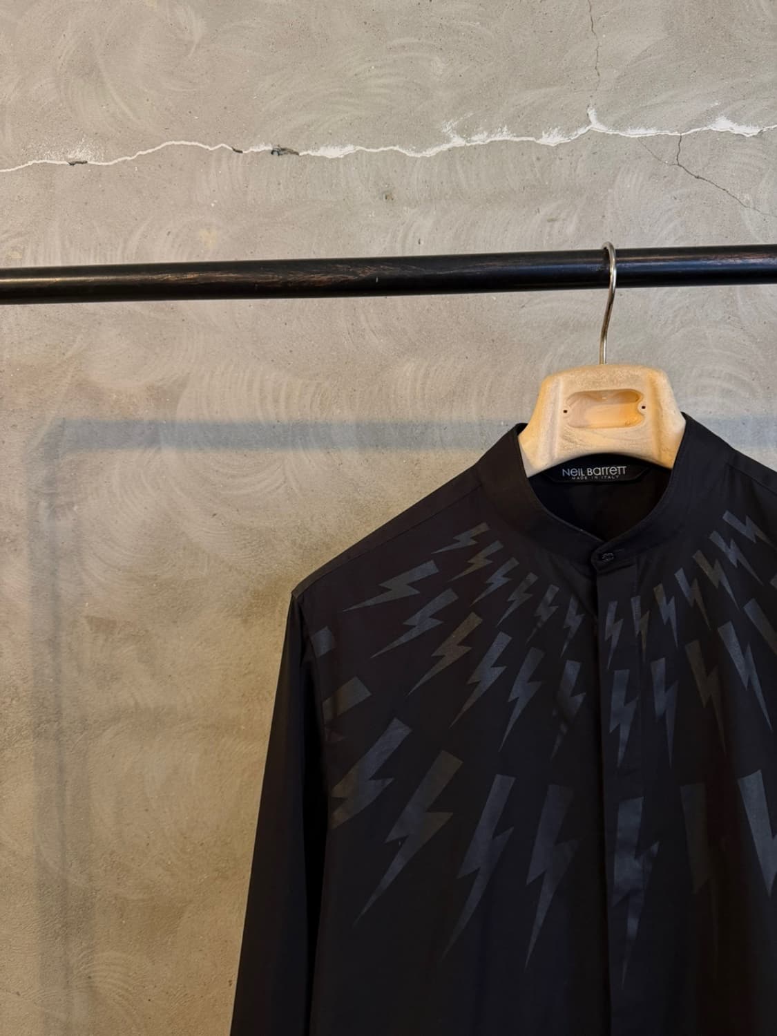 닐바렛 그래픽 카라리스 셔츠 100 상품이미지6