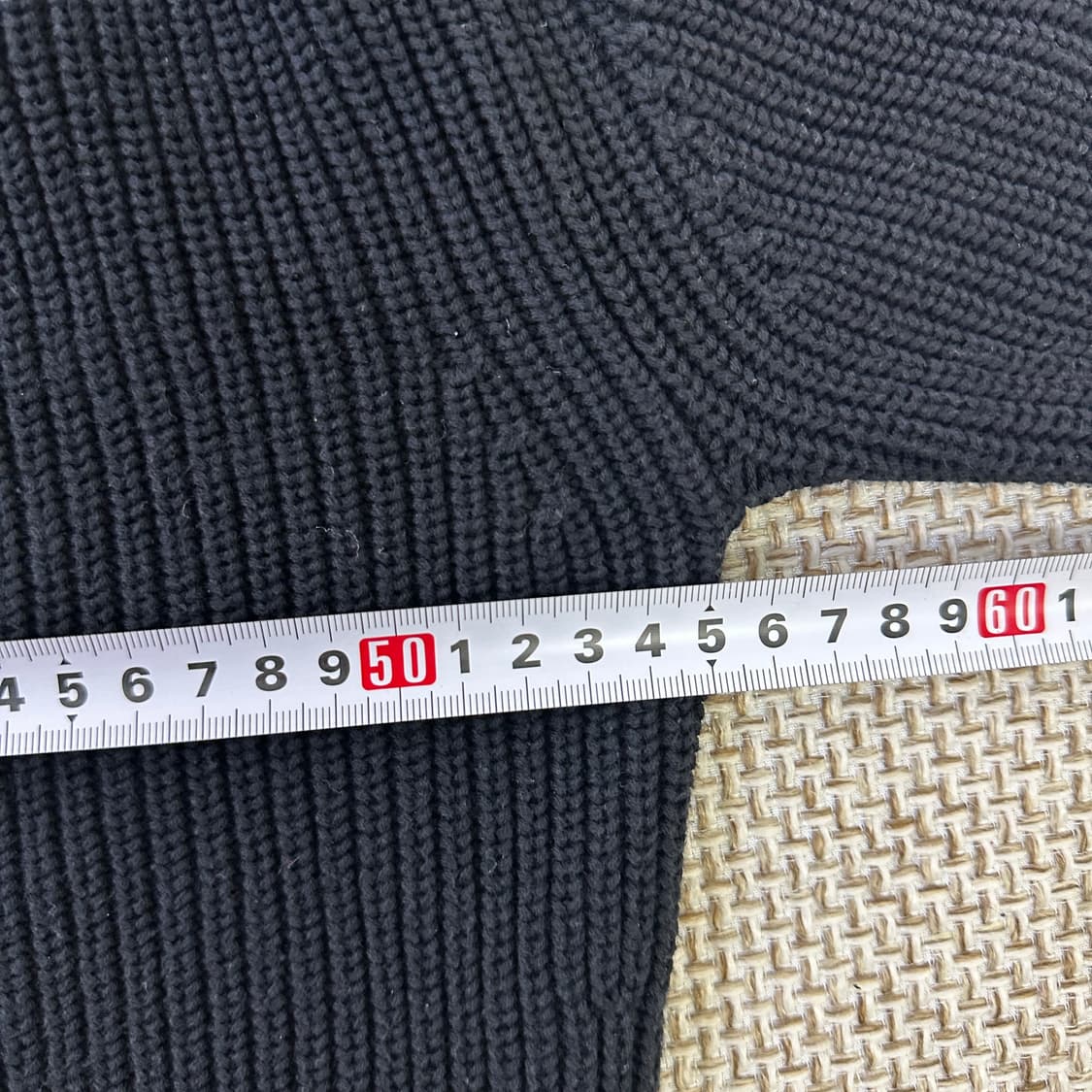 XS 코스 미니멀 오버핏 하찌 니트0331D 상품이미지5