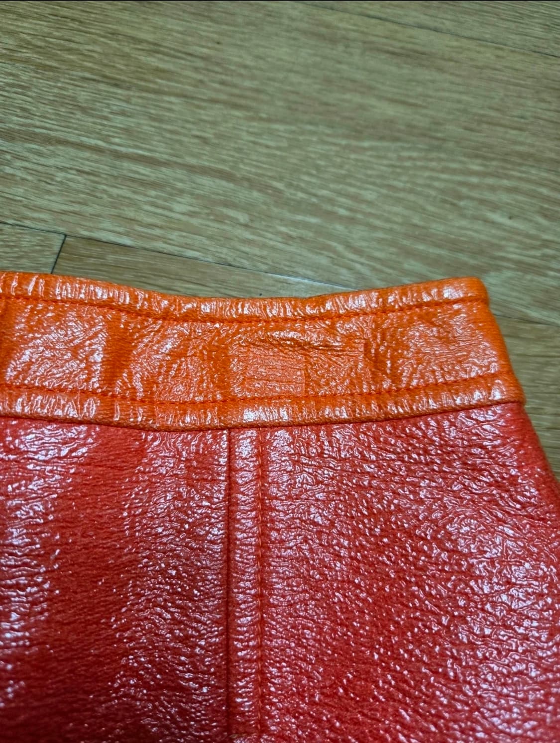 새상품 꾸레쥬 레드 오렌지 그라데이션 미니스커트 상품이미지4