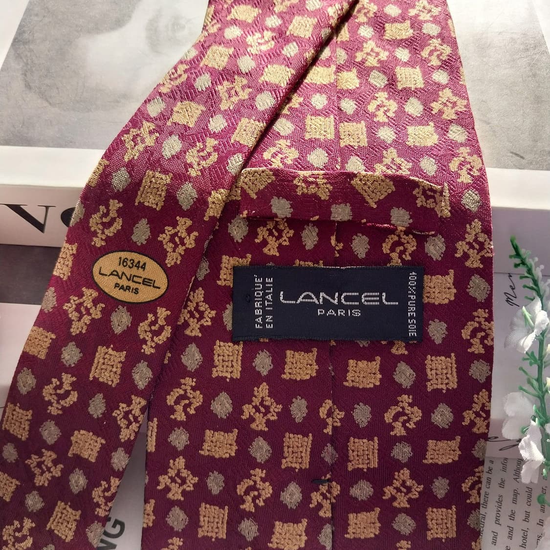 란셀 실크 와인 자카드 패턴 넥타이 9.9cm A+등급 K1364
 상품이미지5