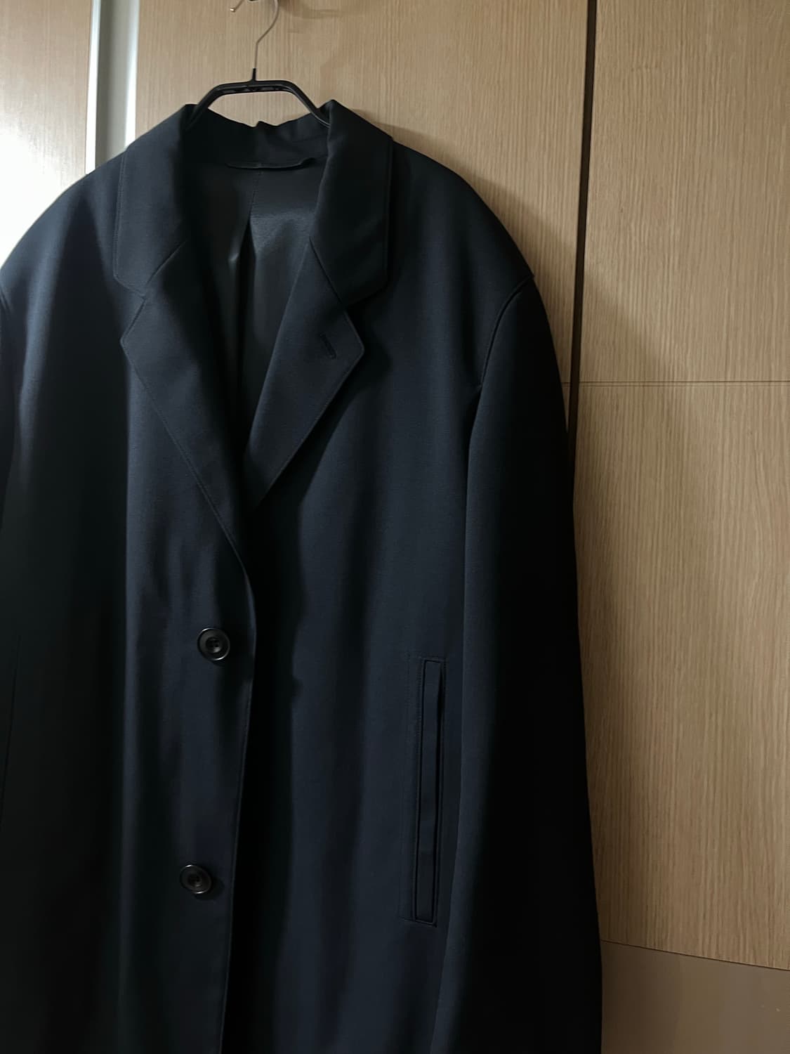 르메르 체스터필드 코트 블랙 44사이즈 팝니다 상품이미지2