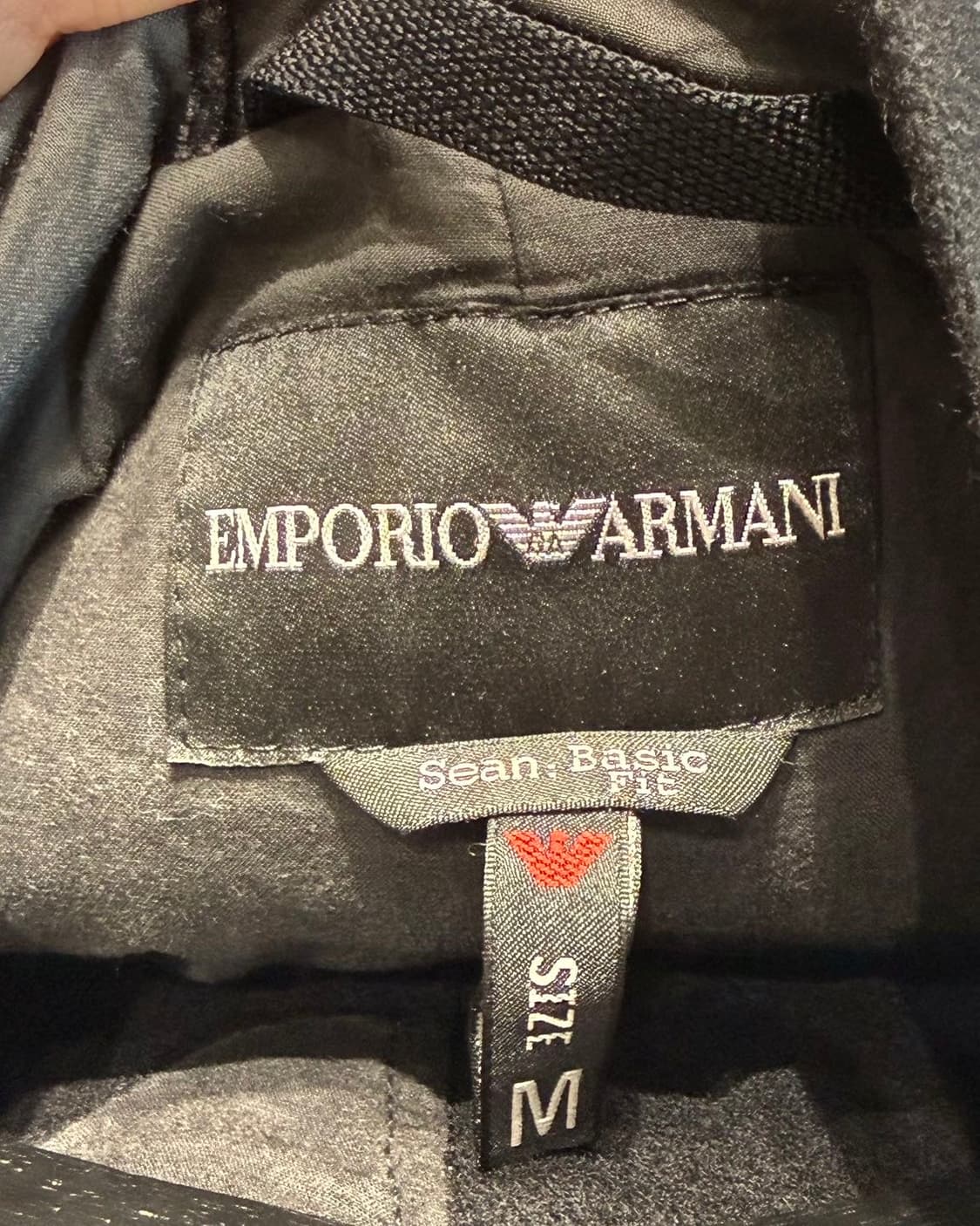 엠포리오 아르마니 블랙 울 집업 후디 롱 코트  상품이미지8