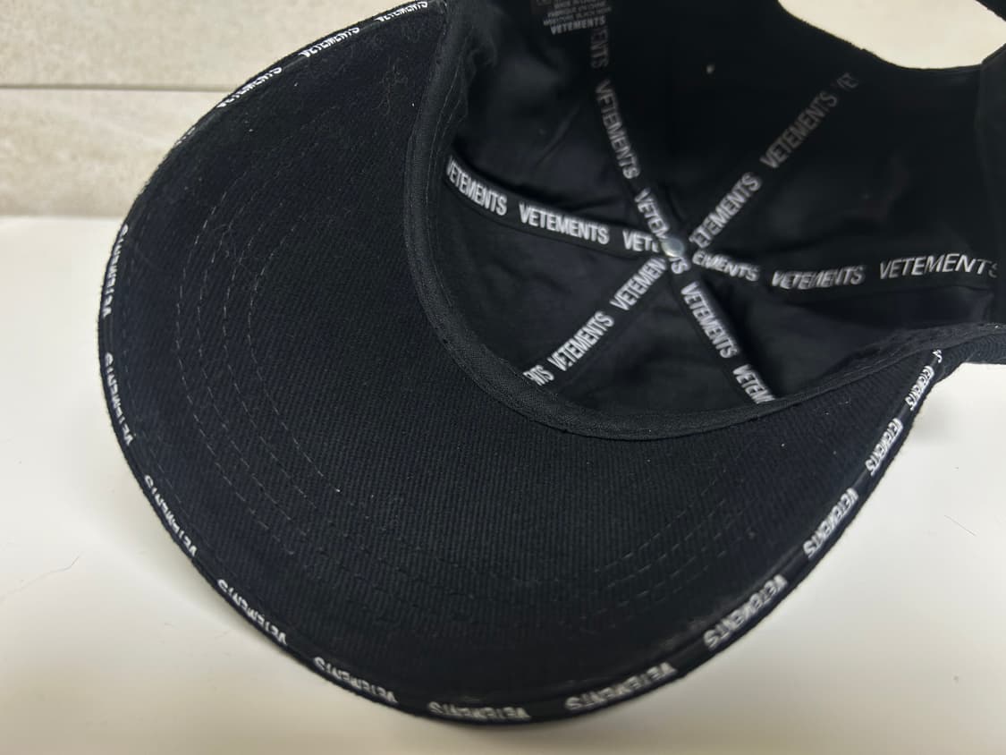 VETEMENTS 베트멍 시큐리티 볼캡 모자 상품이미지5