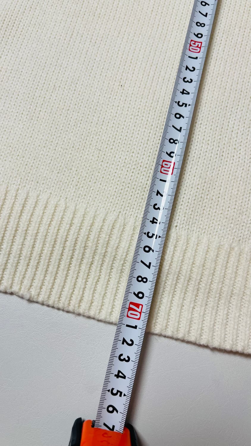 구찌 벌 자수 브이넥 니트 XL 프레피룩 실착 1회 상품이미지8