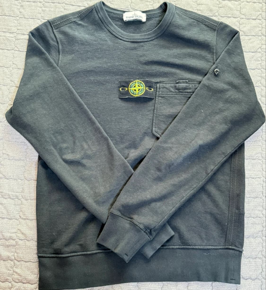 스톤아일랜드 포켓 블랙 맨투맨 m(100) 판매합니다 상품이미지1