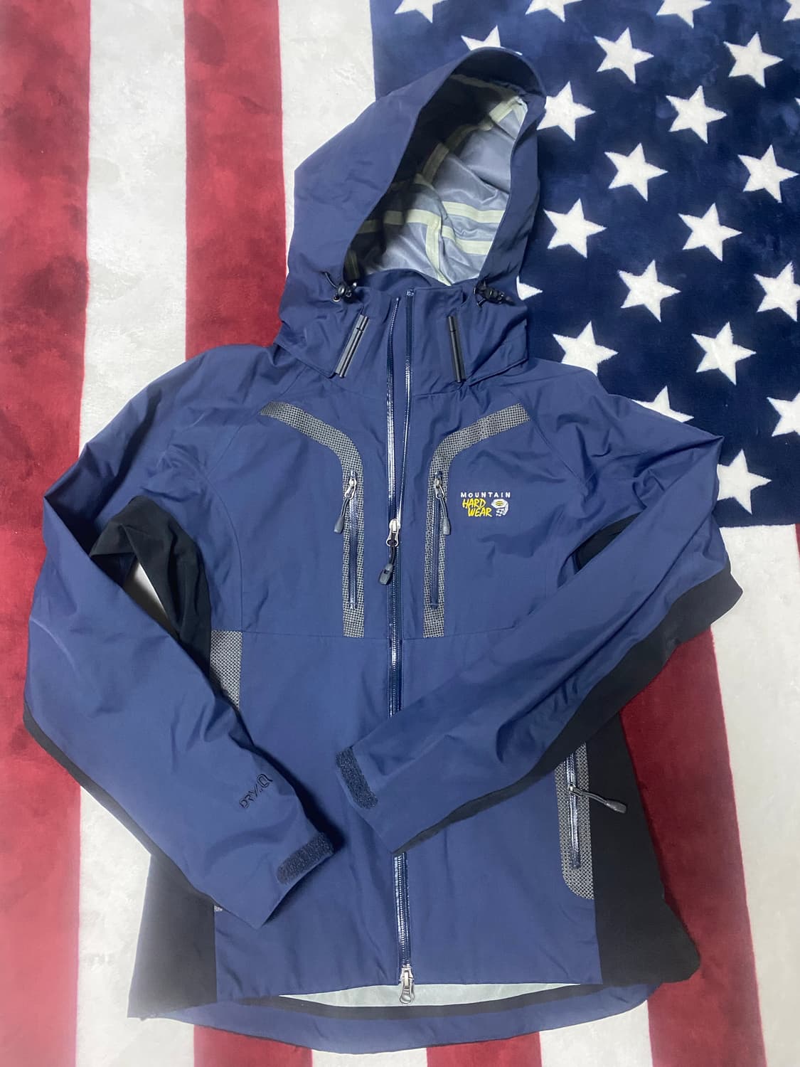 마운틴하드웨어 20주년 드라이 자켓 상품이미지1