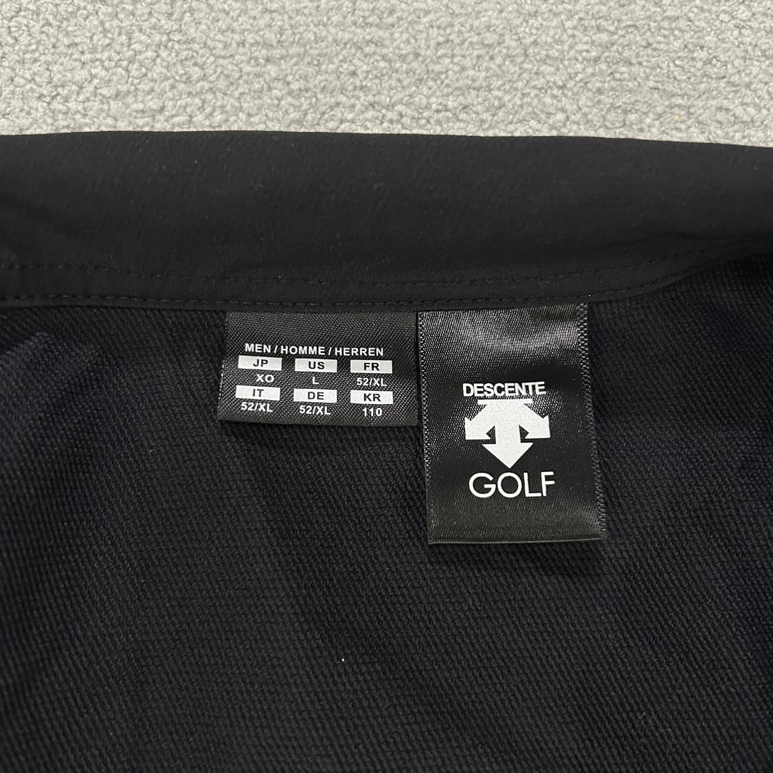 데상트 골프웨어 바람막이  상품이미지2