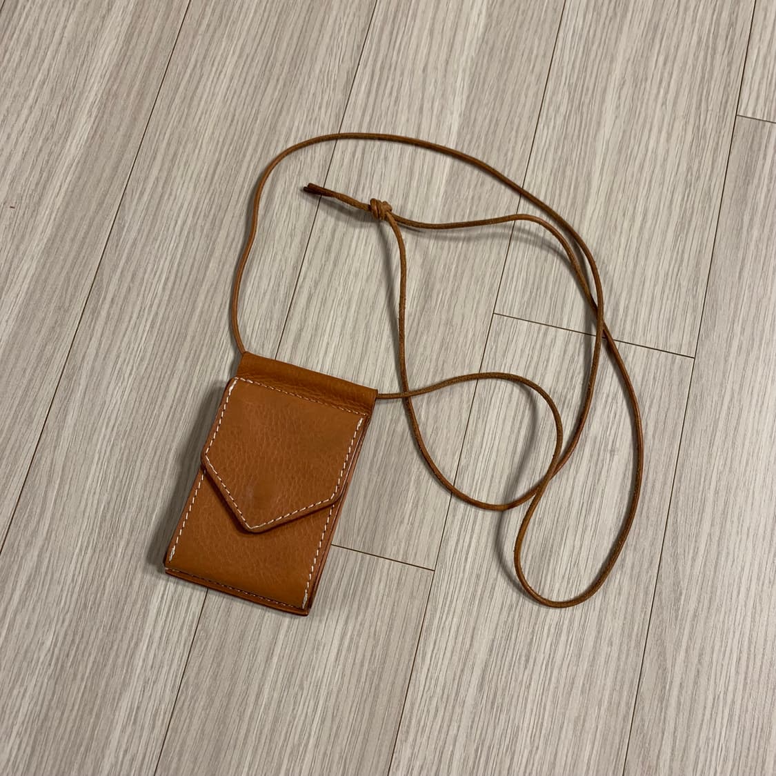 헨더스킴 동전카드 목걸이지갑  상품이미지1