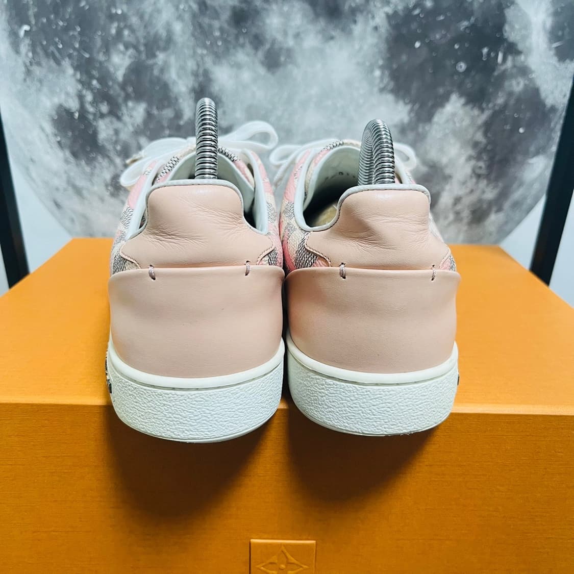 정품 36.5) 루이비통 다미에 아주르 스니커즈 230~235 상품이미지4