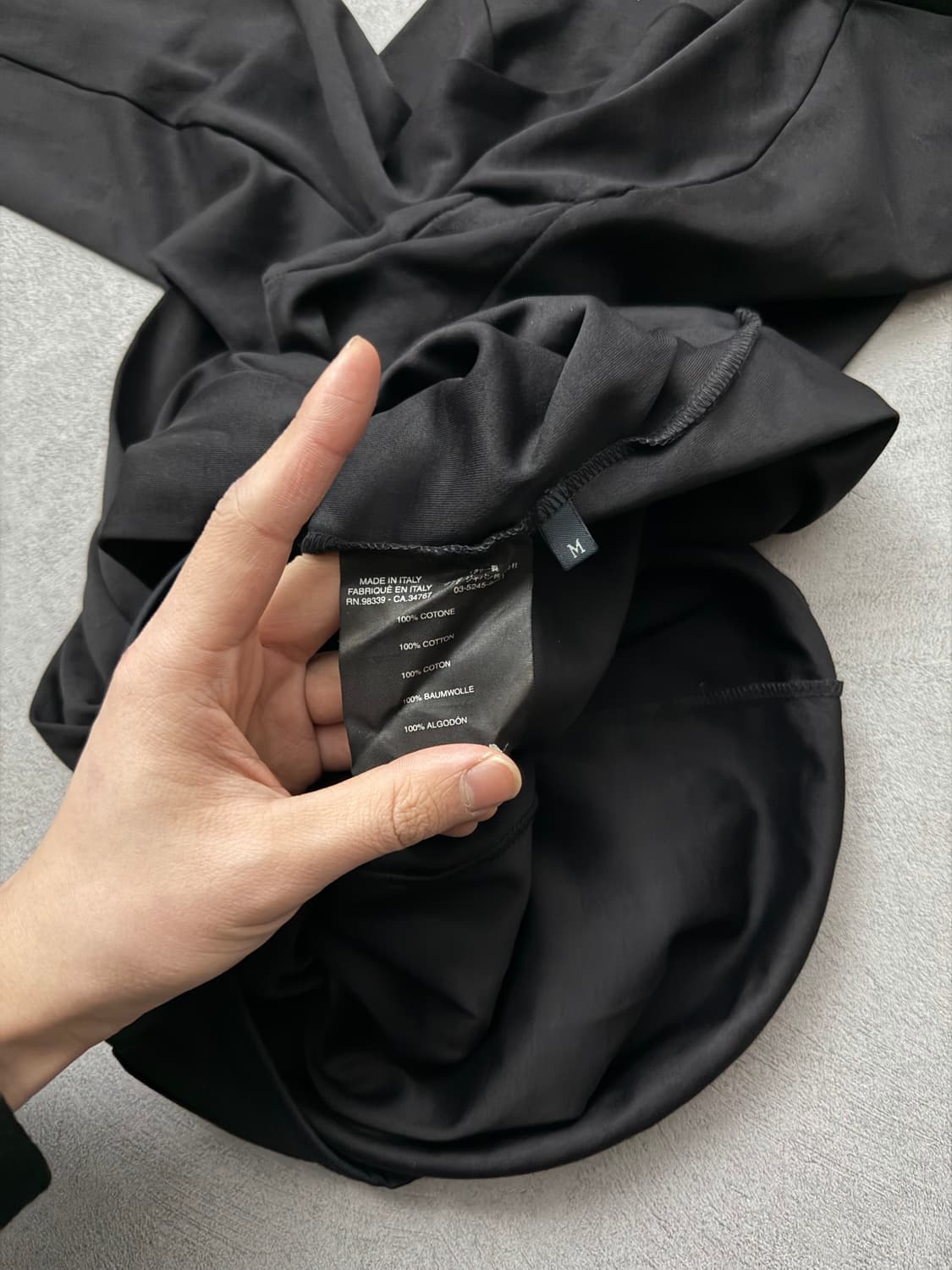 프라다 스포츠 하프집업 하이넥 탑 상품이미지8