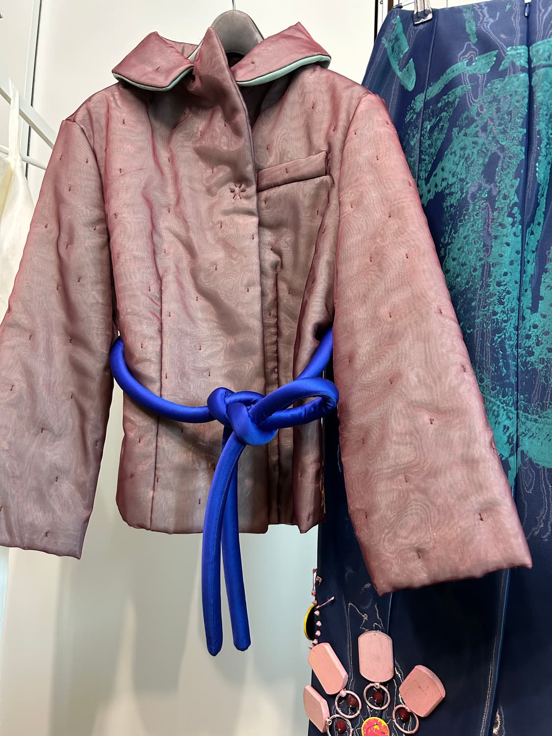 마르지엘라 컬렉션 소장용 실크 페인팅 자켓 상품이미지7