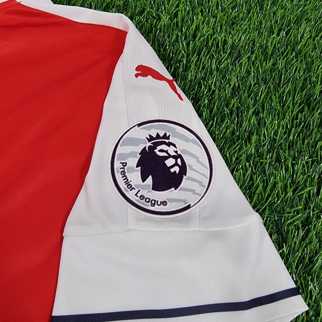 16-17시즌 아스날 홈 유니폼 #11 외질 상품이미지4