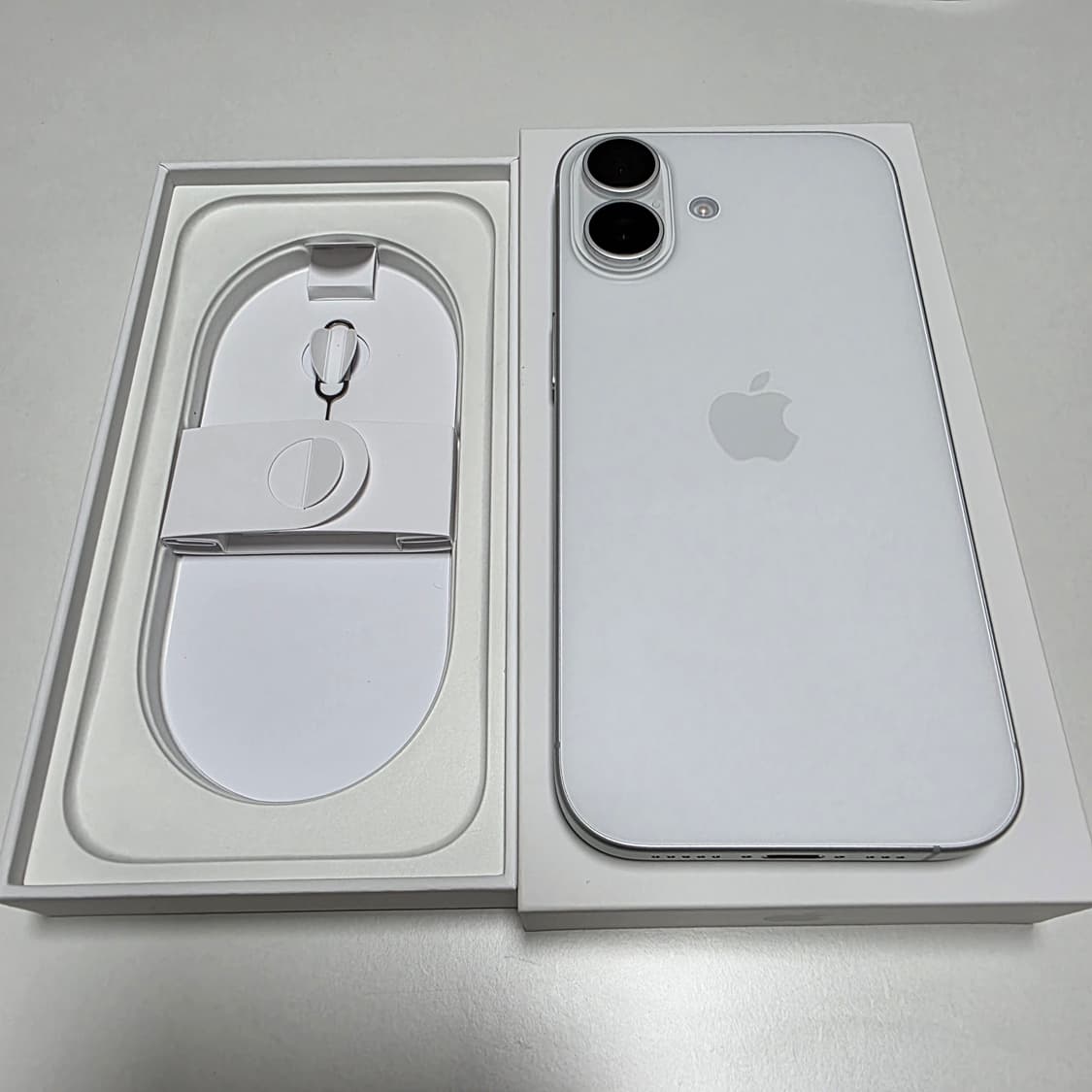 아이폰17일반 256 화이트 상품이미지2