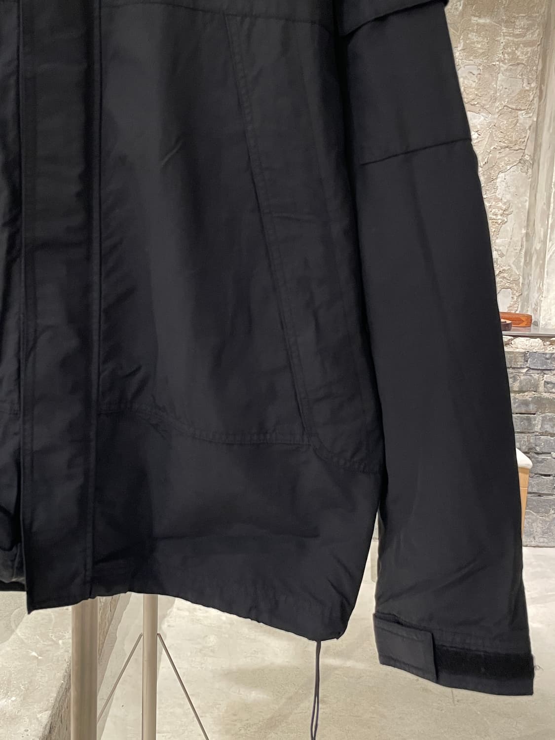 노스페이스 블랙 암 포켓 벨크로 나일론 자켓 상품이미지5