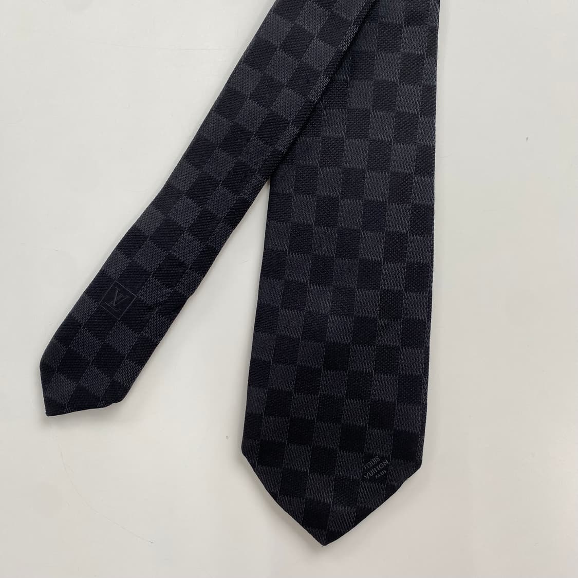 루이비통 (LOUIS VUITTON)다미에 블랙넥타이 정품 명품 상품이미지2