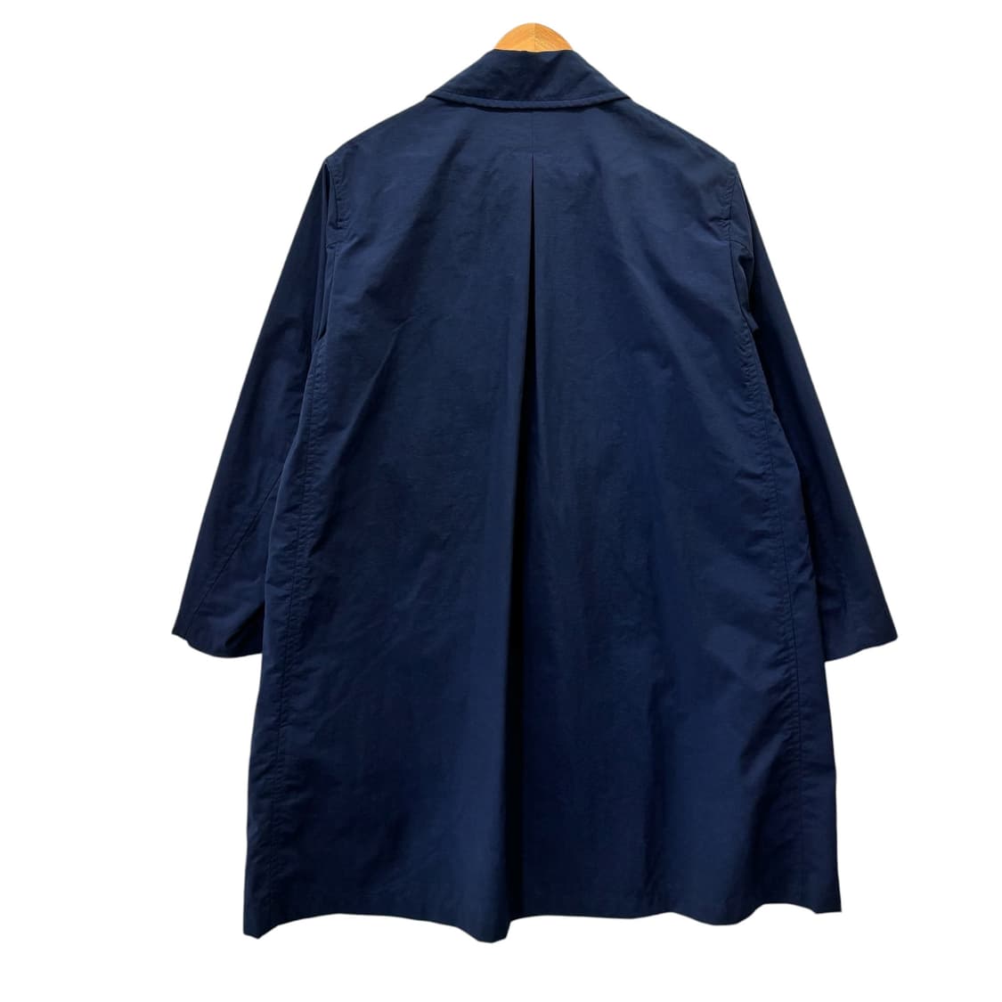 단톤 네이비 나일론 코트 상품이미지6