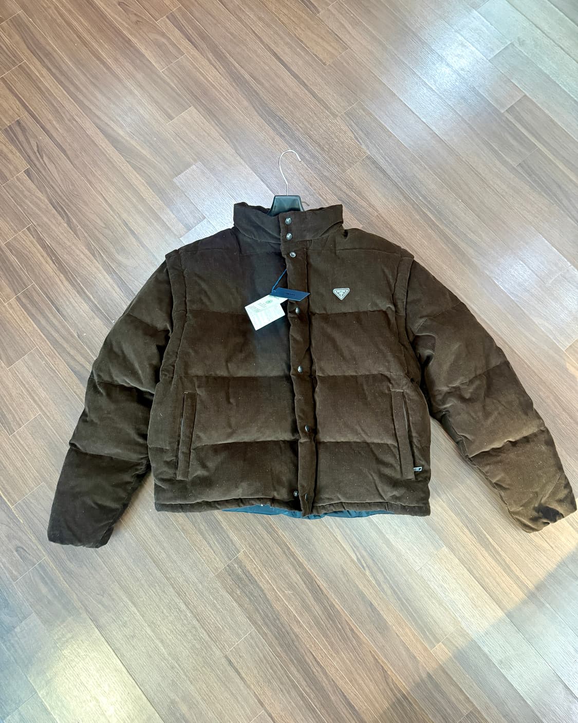 Prada 프라다 25FW 코듀로이 패딩 상품이미지1