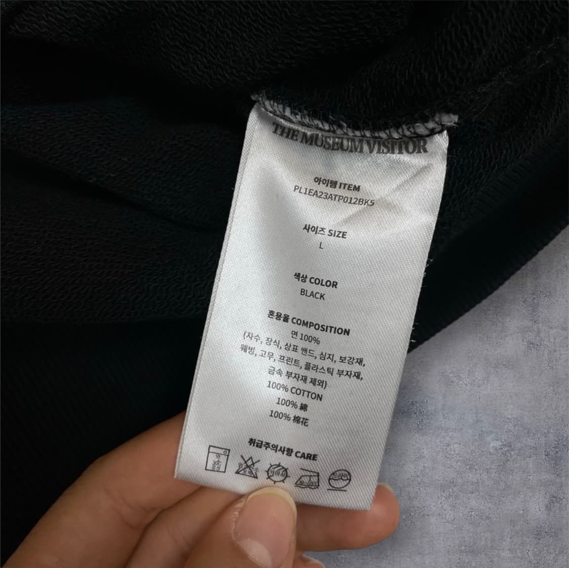 TWS x 더뮤지엄비지터 콜라보 블랙 고양이 프린팅 맨투맨 L 상품이미지3