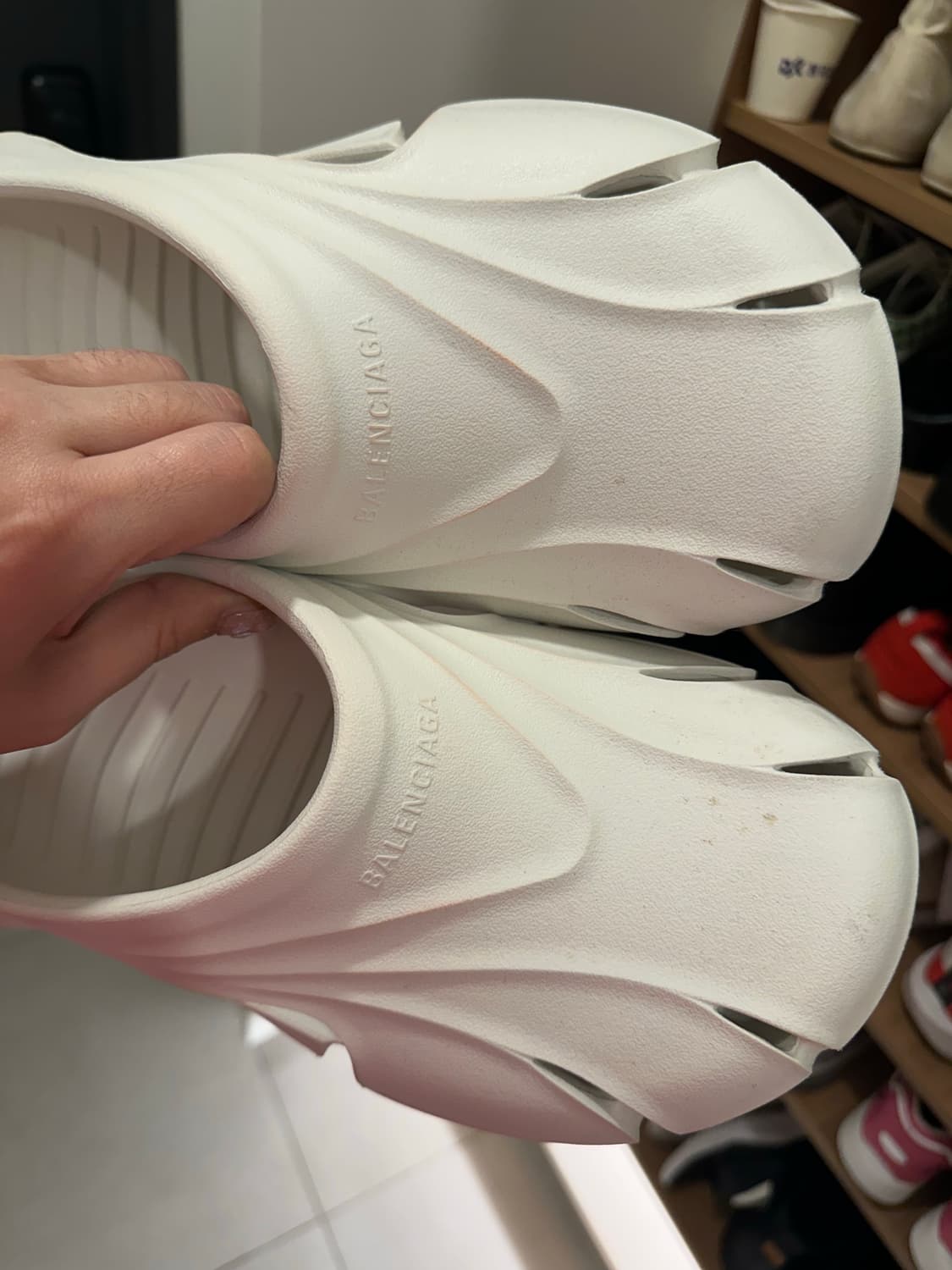 발렌시아가 몰드 클로즈드 44사이즈 상품이미지2