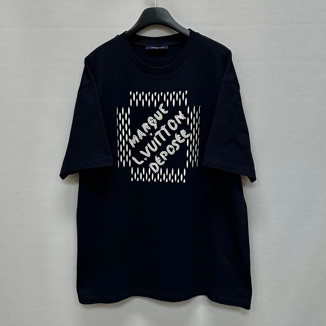 루이비통 엠브로이더드 시그니처 코튼 반팔티 ( 110 ) 상품이미지3