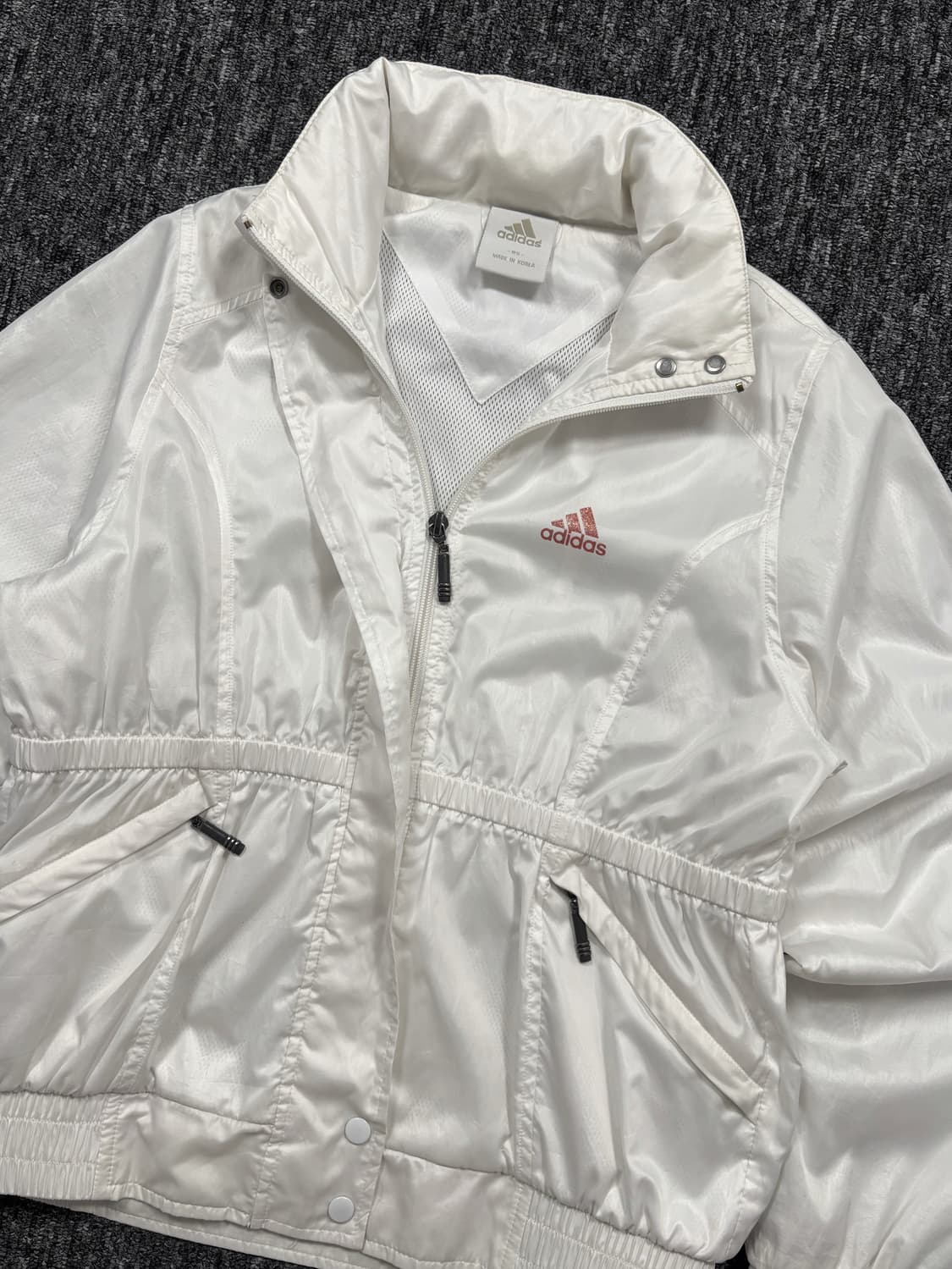 아디다스 화이트 바람막이 상품이미지5