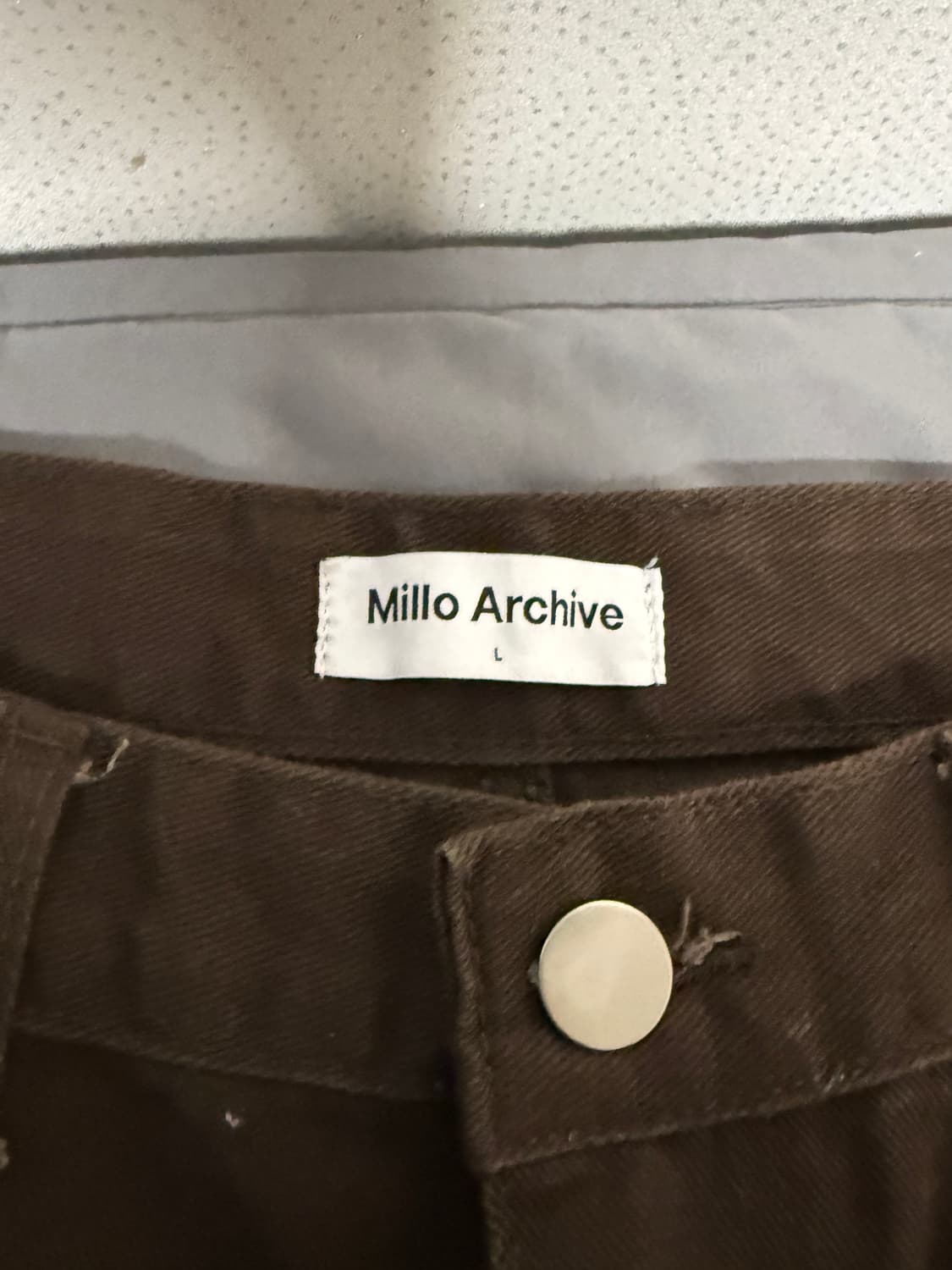 밀로 아카이브 리플렉트 커브드 팬츠 브라운 L 상품이미지3