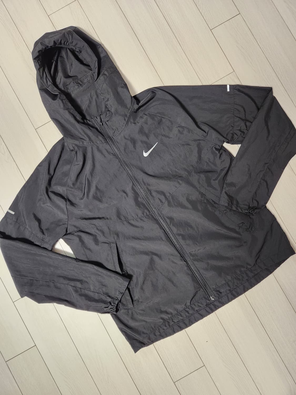 

나이키 우븐 바람막이 리펠 마일러 러닝 후드 자켓 블랙 트랙 탑 M 상품이미지3