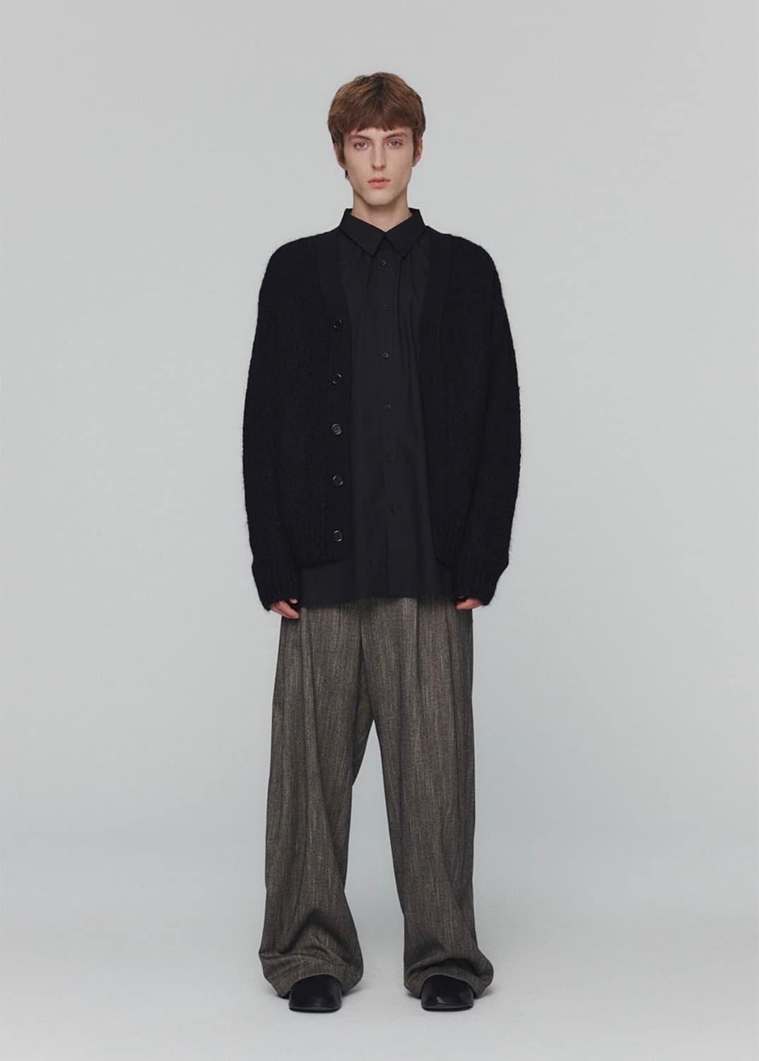 아모멘토 트위드 투 턱 와이드 팬츠 차콜 24FW 상품이미지2