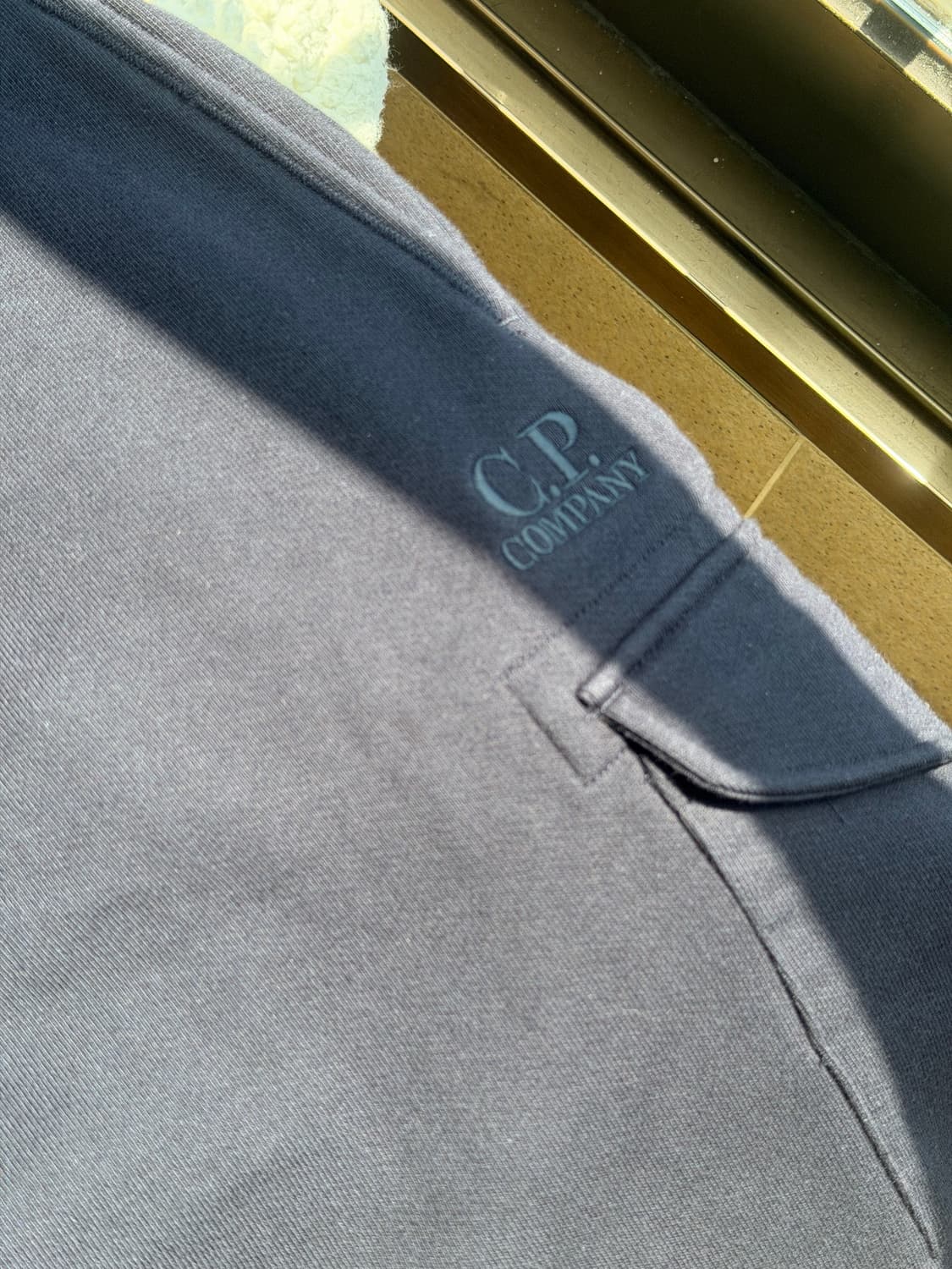 CP컴퍼니 스웻 반바지 카고 쇼츠 네이비 (S) 상품이미지3