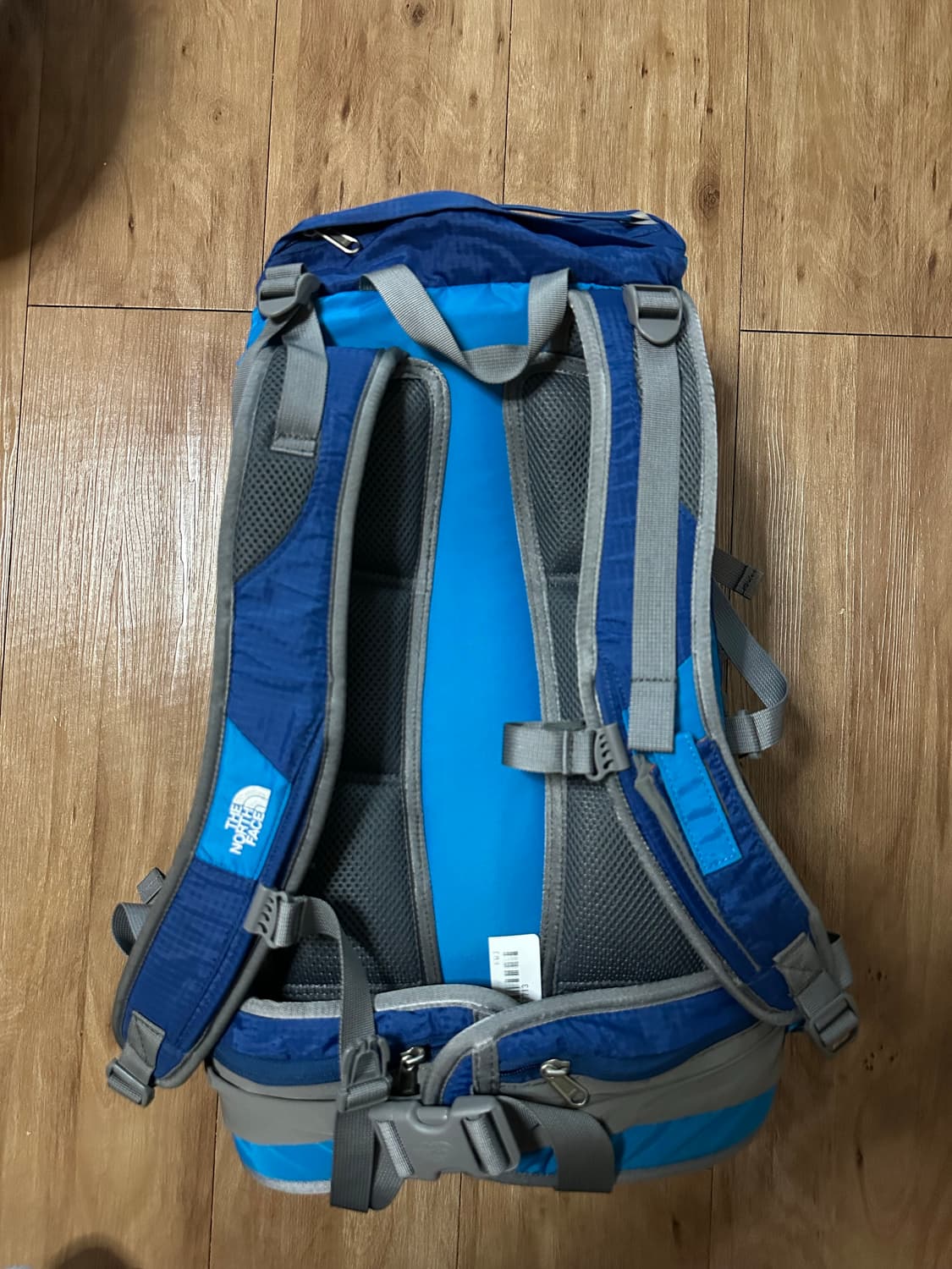 노스페이스 Jasper 28L 백팩 판매 상품이미지4