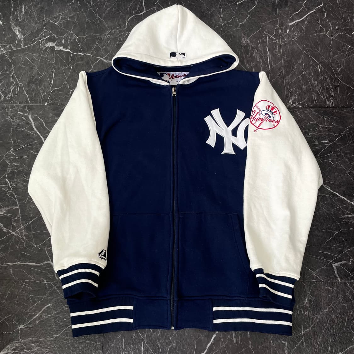 마제스틱 뉴욕 양키스 오버사이즈 후드집업 상품이미지2