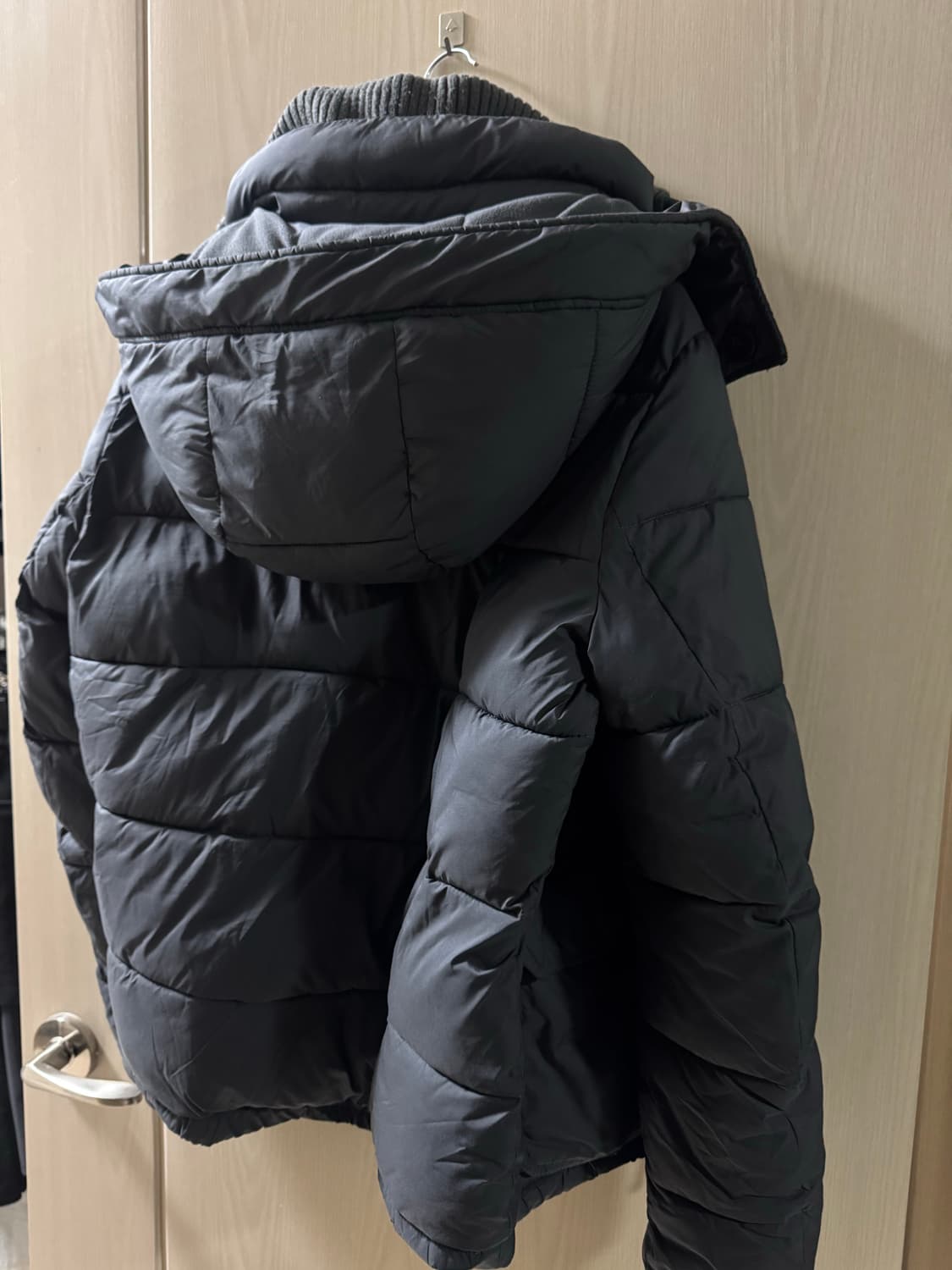 아베크롬비 네이비 숏 패딩 (S) 실 사이즈 95 상품이미지5