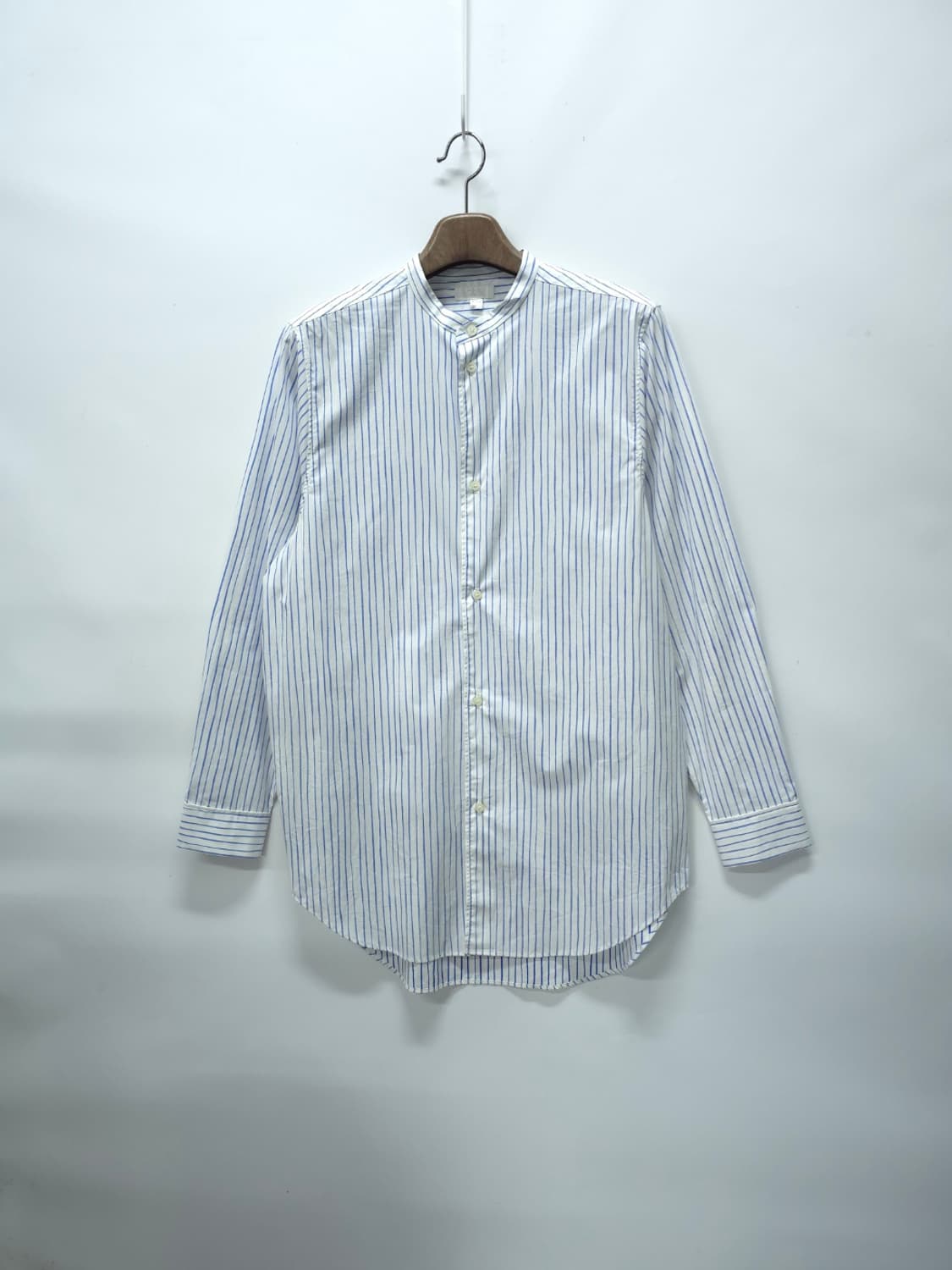 COS(코스) 남성 코튼 밴드칼라 블루 스트라이프 셔츠 상품이미지1