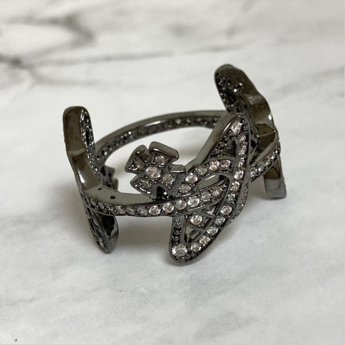 비비안웨스트우드 화이트크리스탈 그레이실버 orb링 반지 상품이미지1