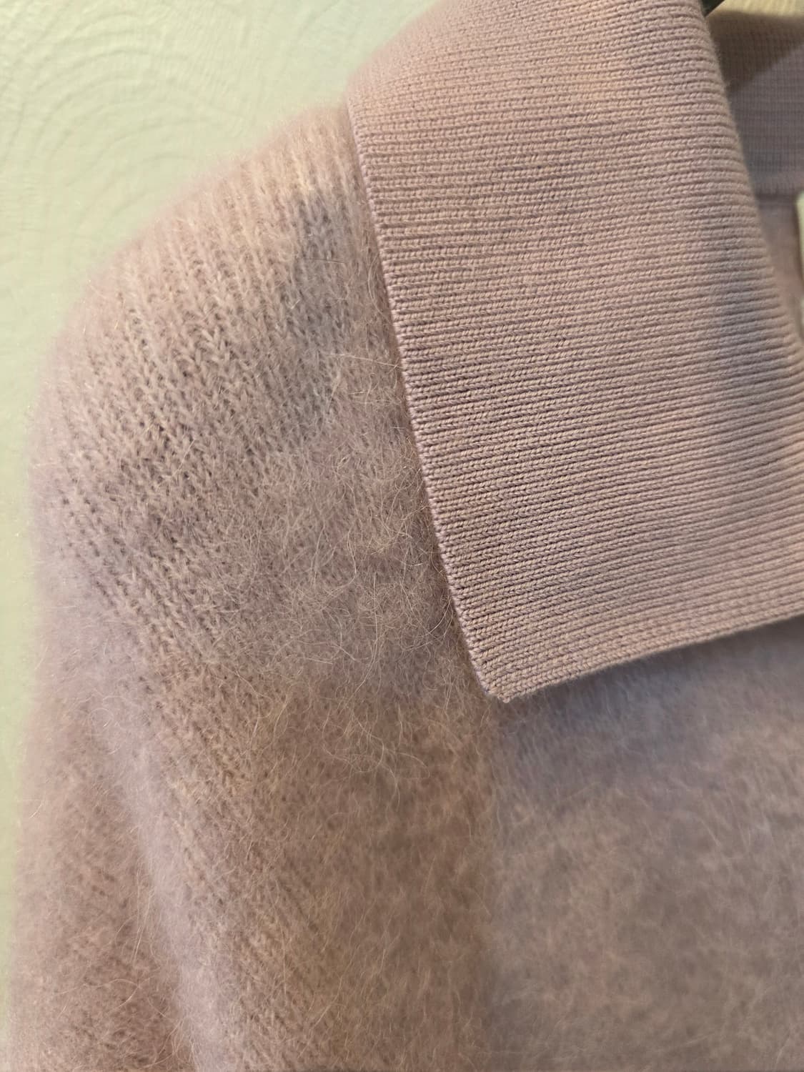 COS 오픈카라 더스트핑크 니트 티셔츠 상품이미지5