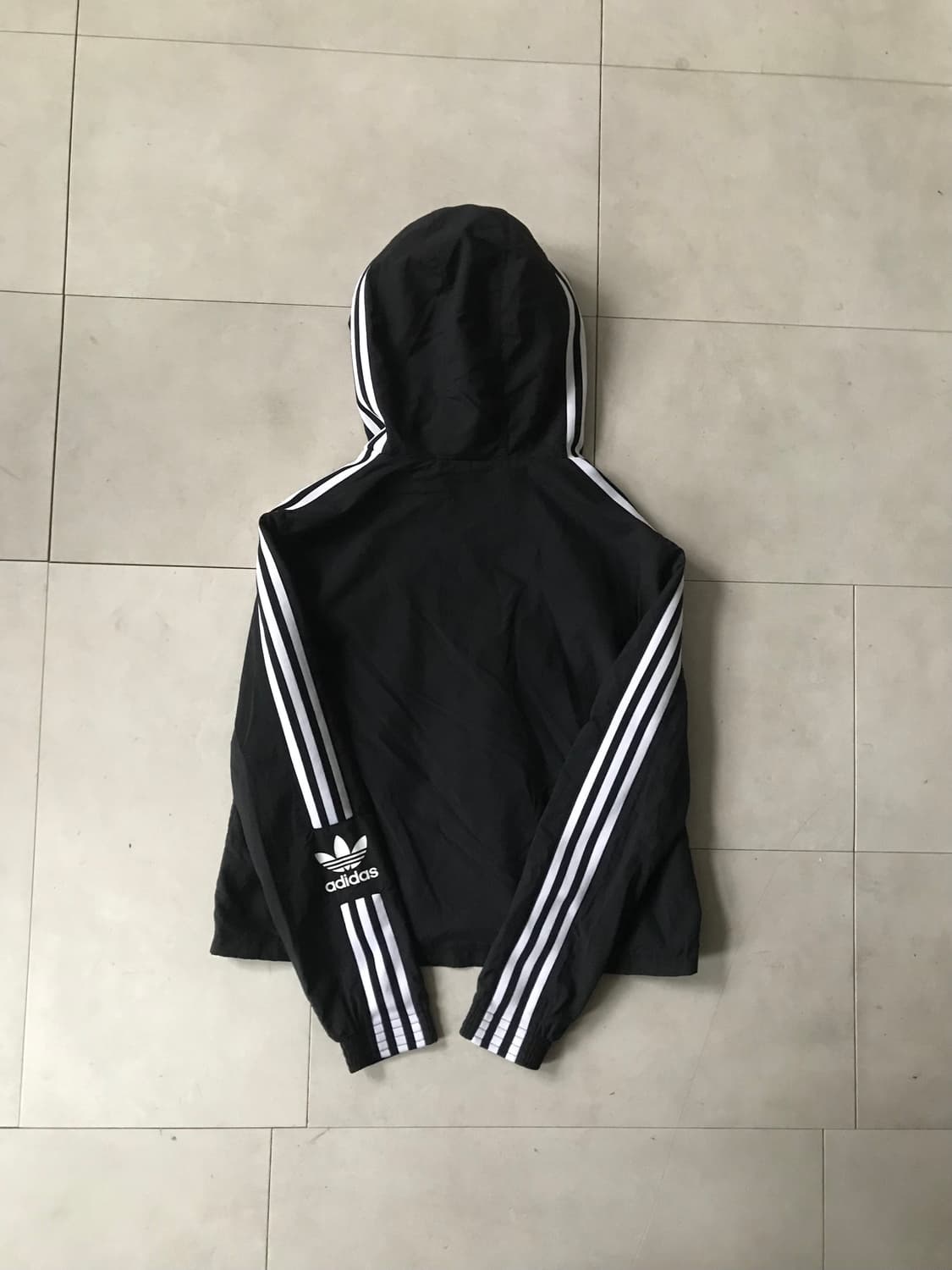 아디다스 블랙 윈드브레이커 상품이미지7