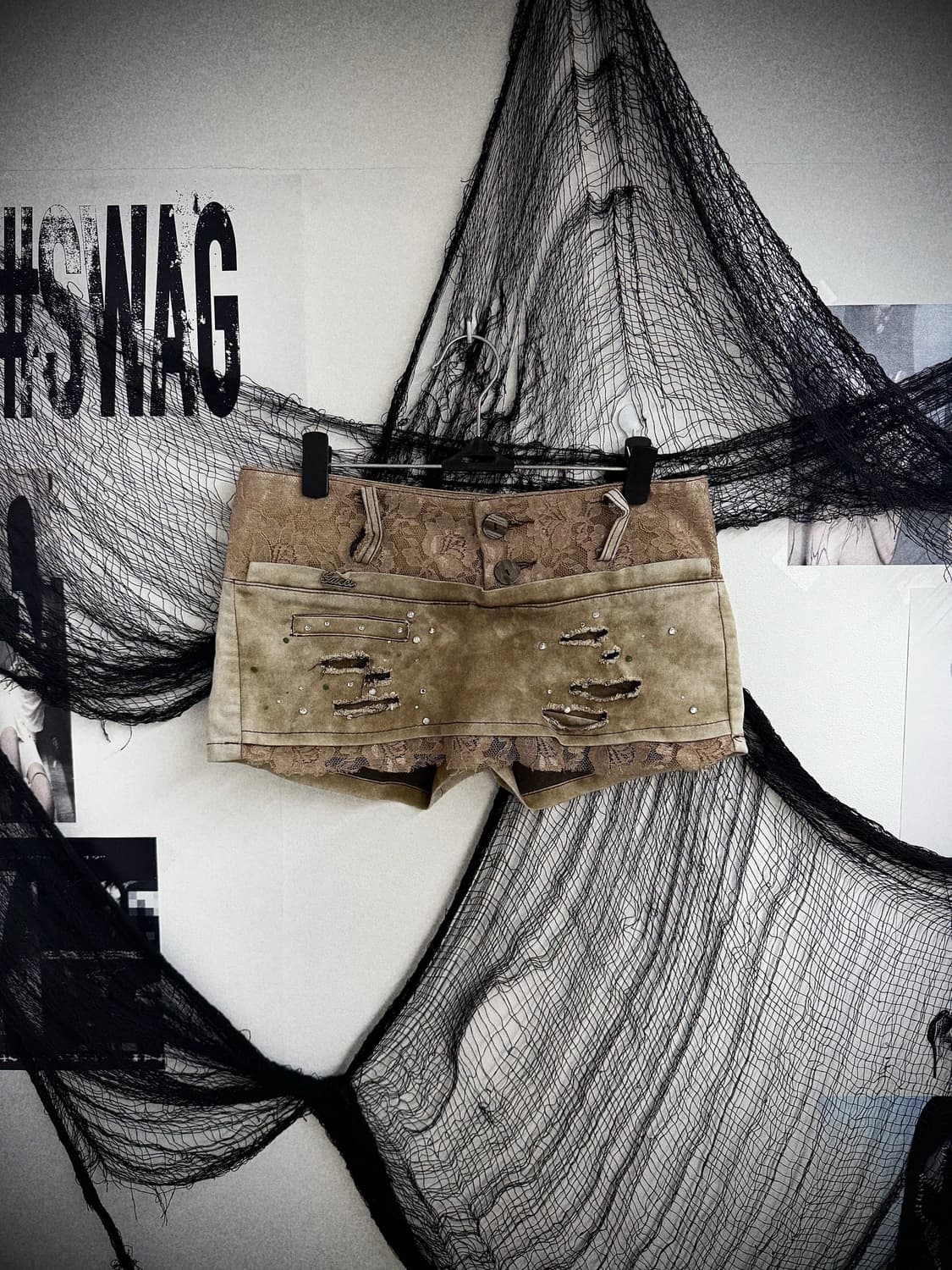 Grunge beads detail shorts 상품이미지1