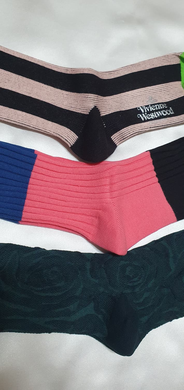 블루 연핑크 다크그린 블랙 레이스 스트라이프 비비안웨스트우드 양말 상품이미지5