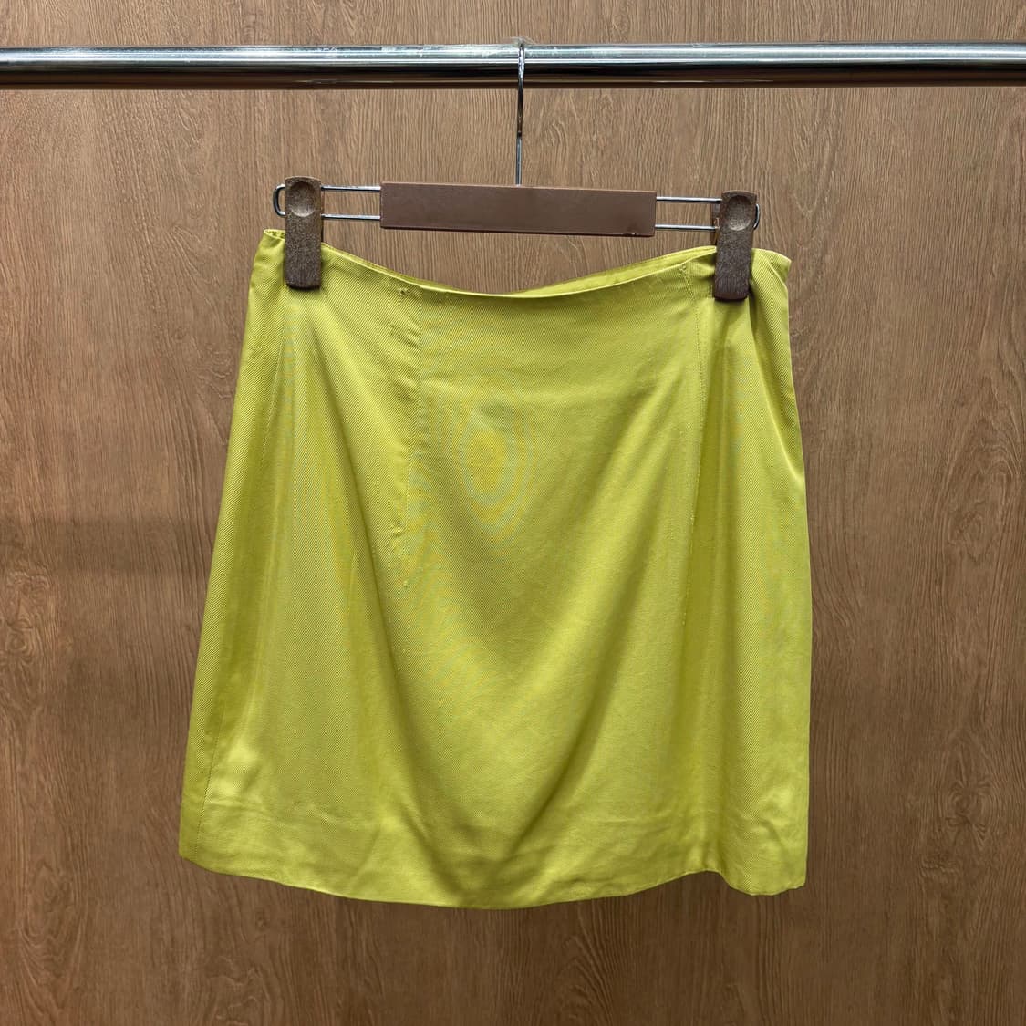 보테가 베네타 미니 스커트 언발란스 플랩 디테일 H라인 옐로우 상품이미지3